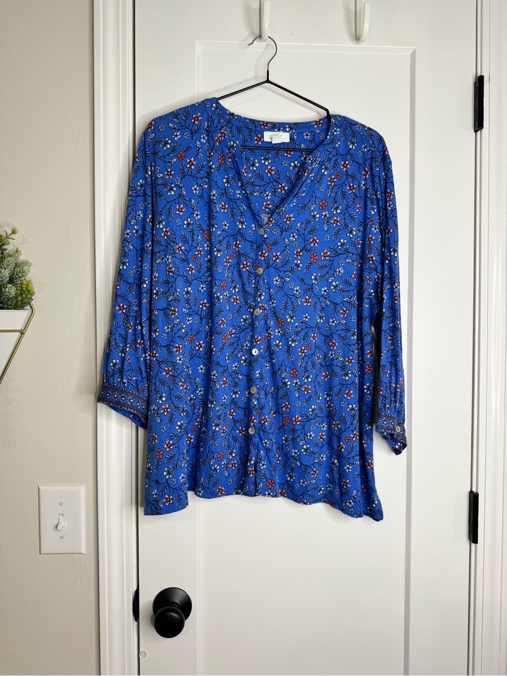 J. Jill Blue Floral Tunic Top